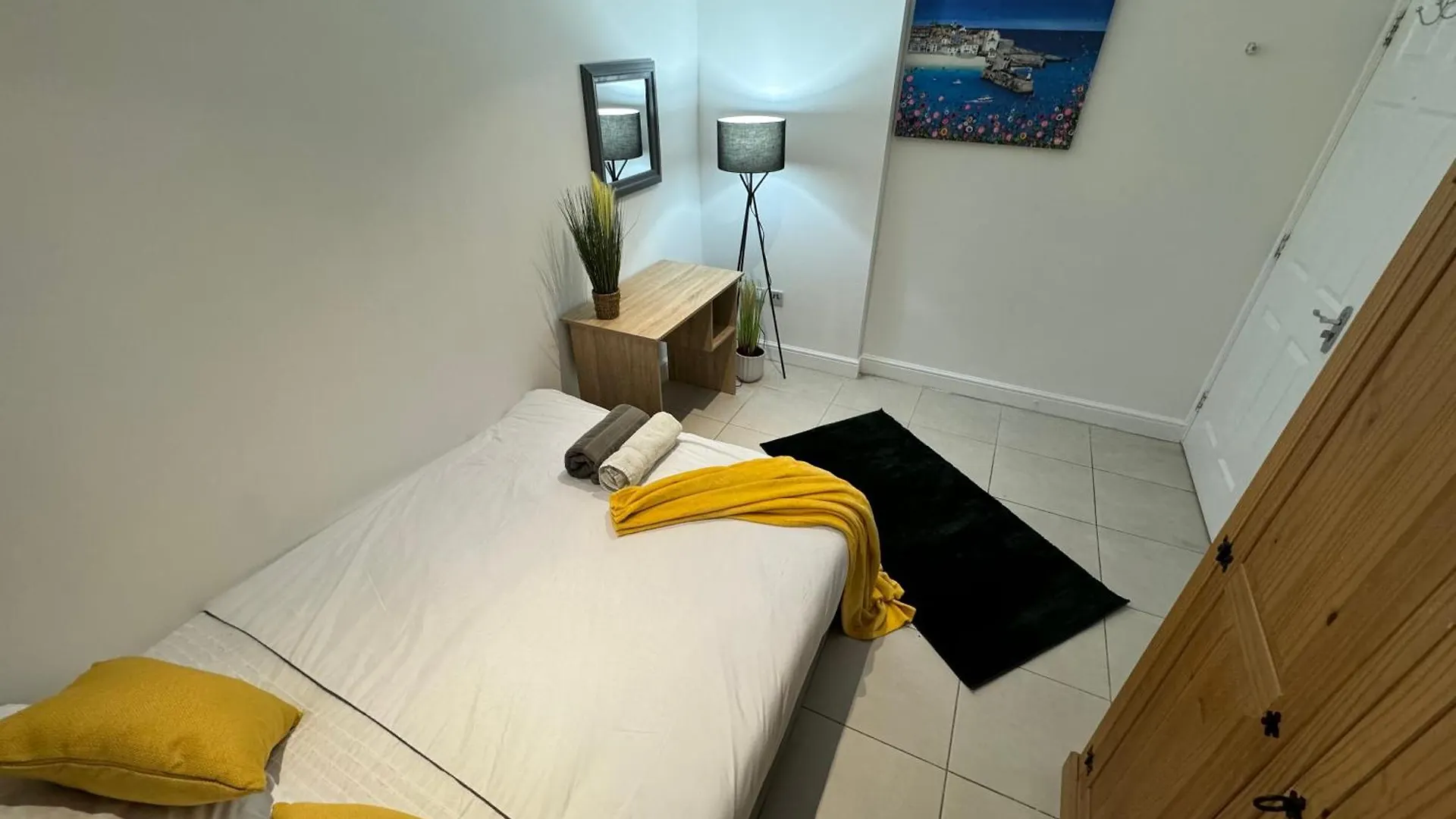 Rum i privatbostad Cosy Luxurious Room In The Heart Of London