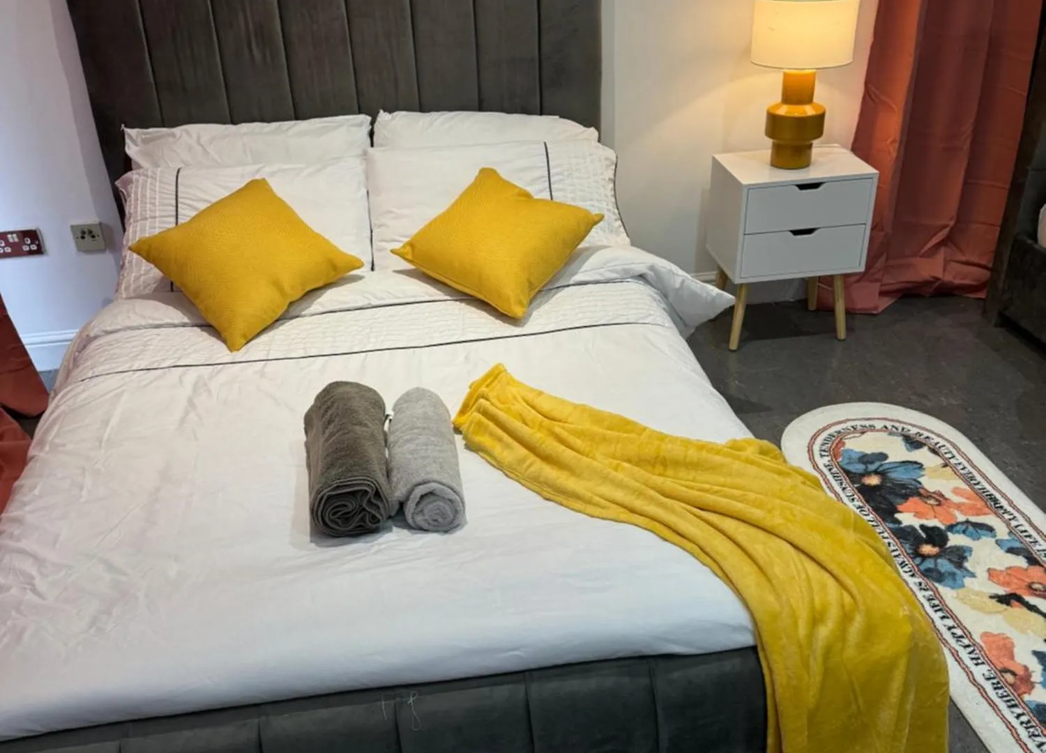 Rum i privatbostad Cosy Luxurious Room In The Heart Of London