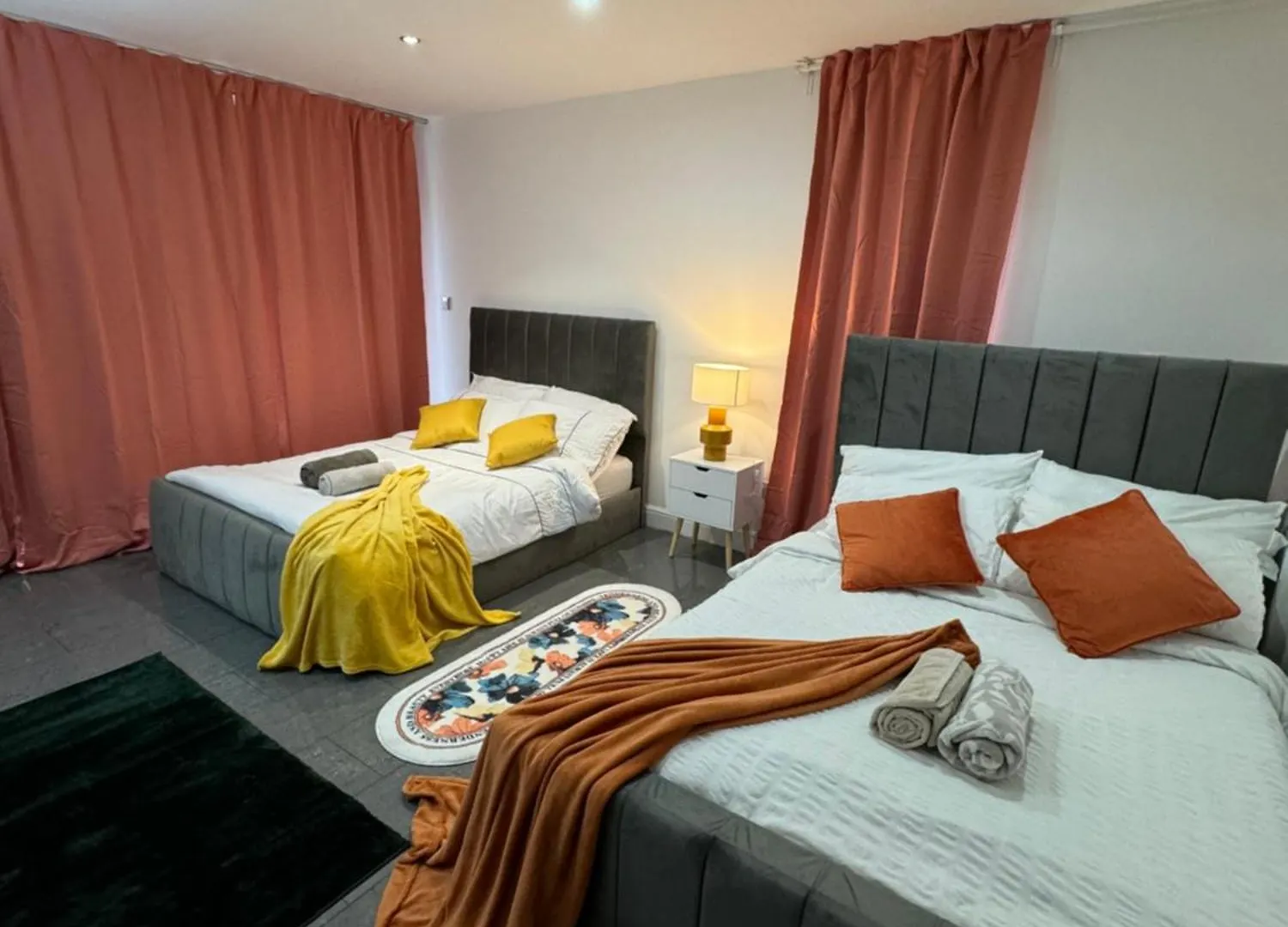 Cosy Luxurious Room In The Heart Of London Homestay