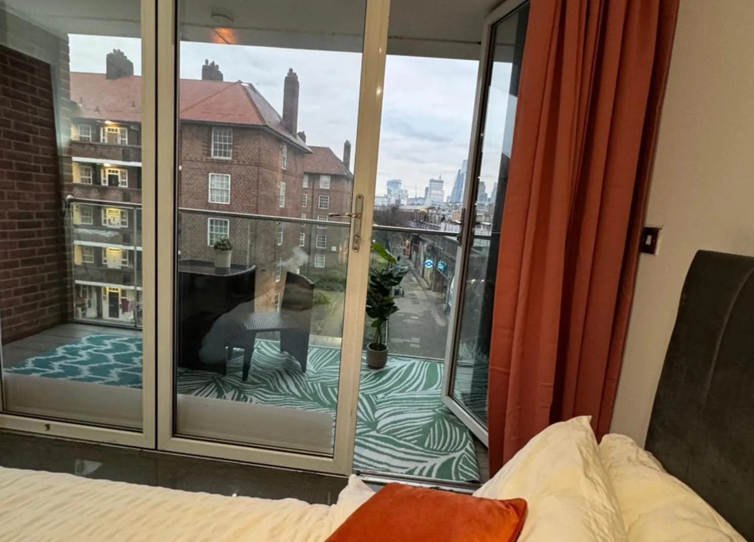 Cosy Luxurious Room In The Heart Of Londýn 0*,